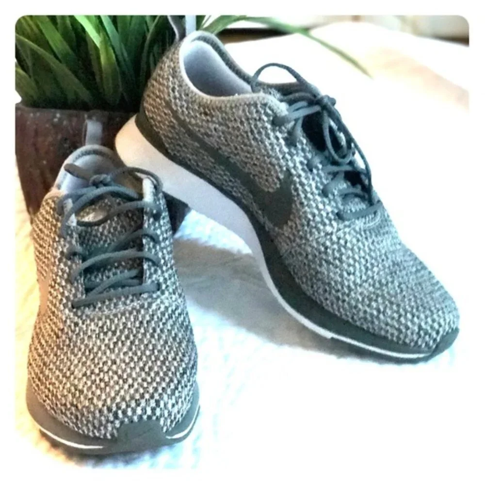 Nike Dualtone Racer Size 8